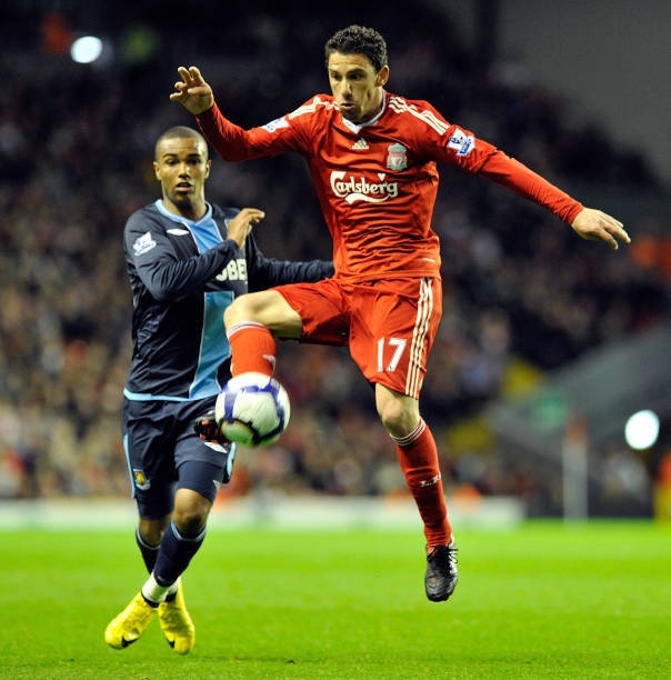 他不仅曾是 他不仅曾是