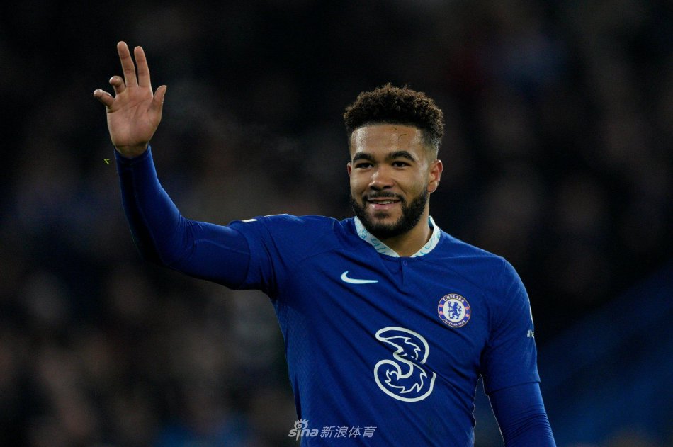 逐格拼搏的 逐格拼搏的