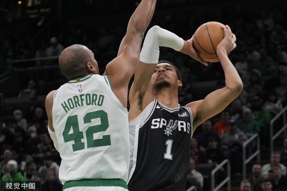 对足球的深 对足球的深